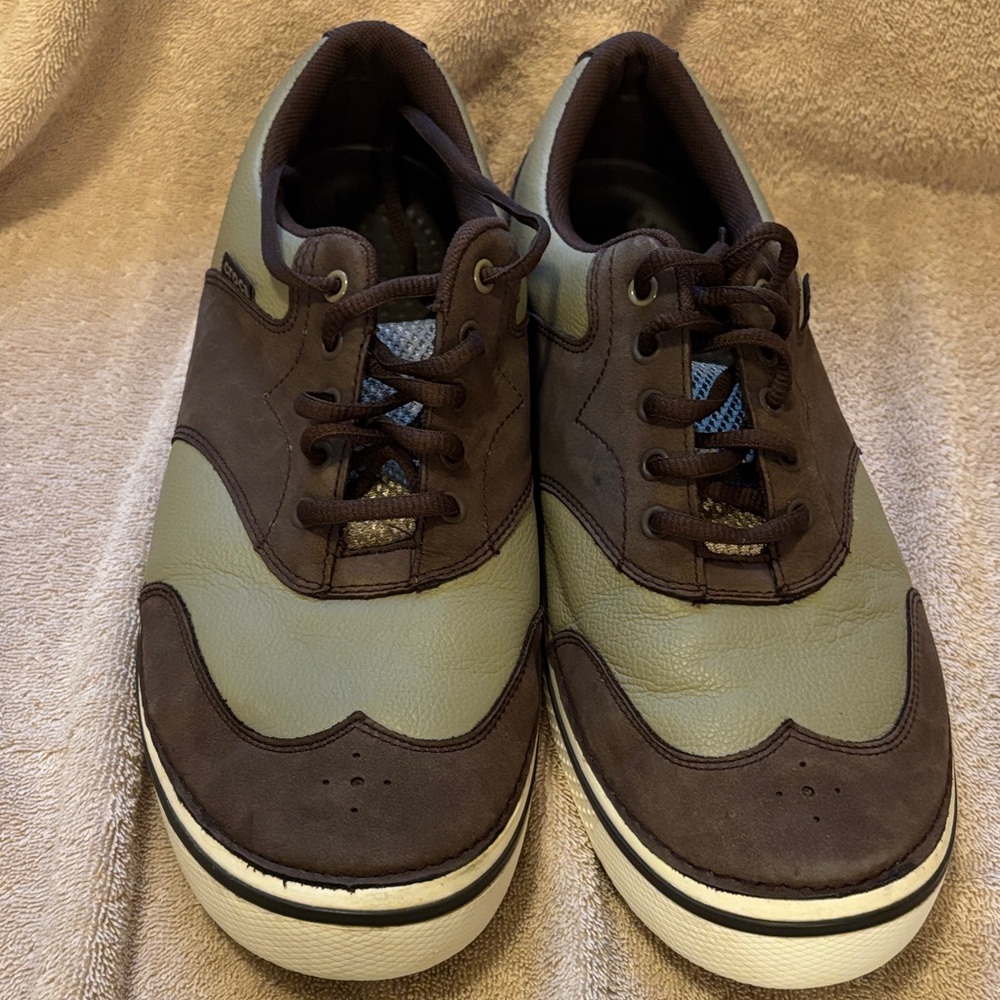 Crocs Hank Haney Brown and Green Shoes - size M11